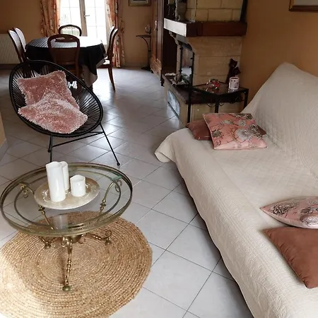 La Maison Du Canal * Vaux (Allier)